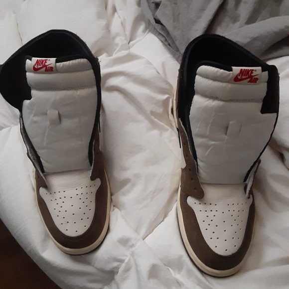 9.5- Brand New Travis Scott x Air Jordan Retro 1 High OG TS  Travis Scott Jordan 1s